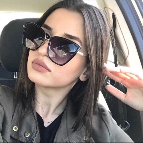 CAT EYE SUNGLASSES - Picture 4 of 5